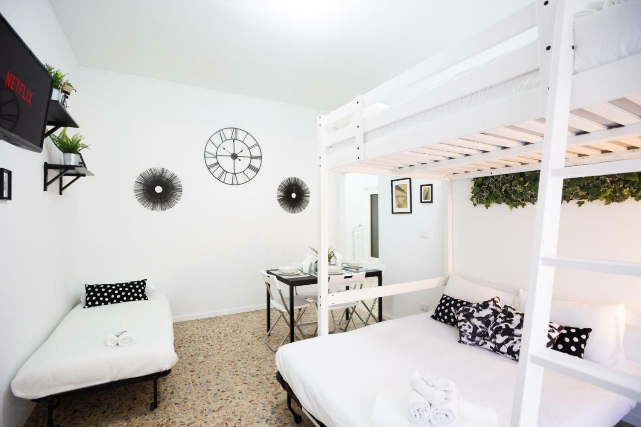 Appartamento Anacreonte 7 Milano